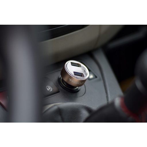 TREQA Autós Töltő 2xUSB 20W Gyorstöltés – 3.1A