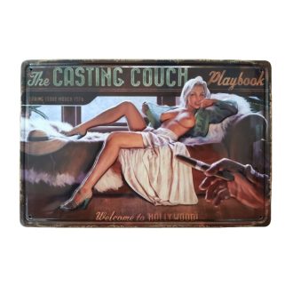   Vintage Dekor Fémtábla, dombornyomott, 'CASTING COUCH' felirat, retro hangulatú kialakítás, 30x20cm
